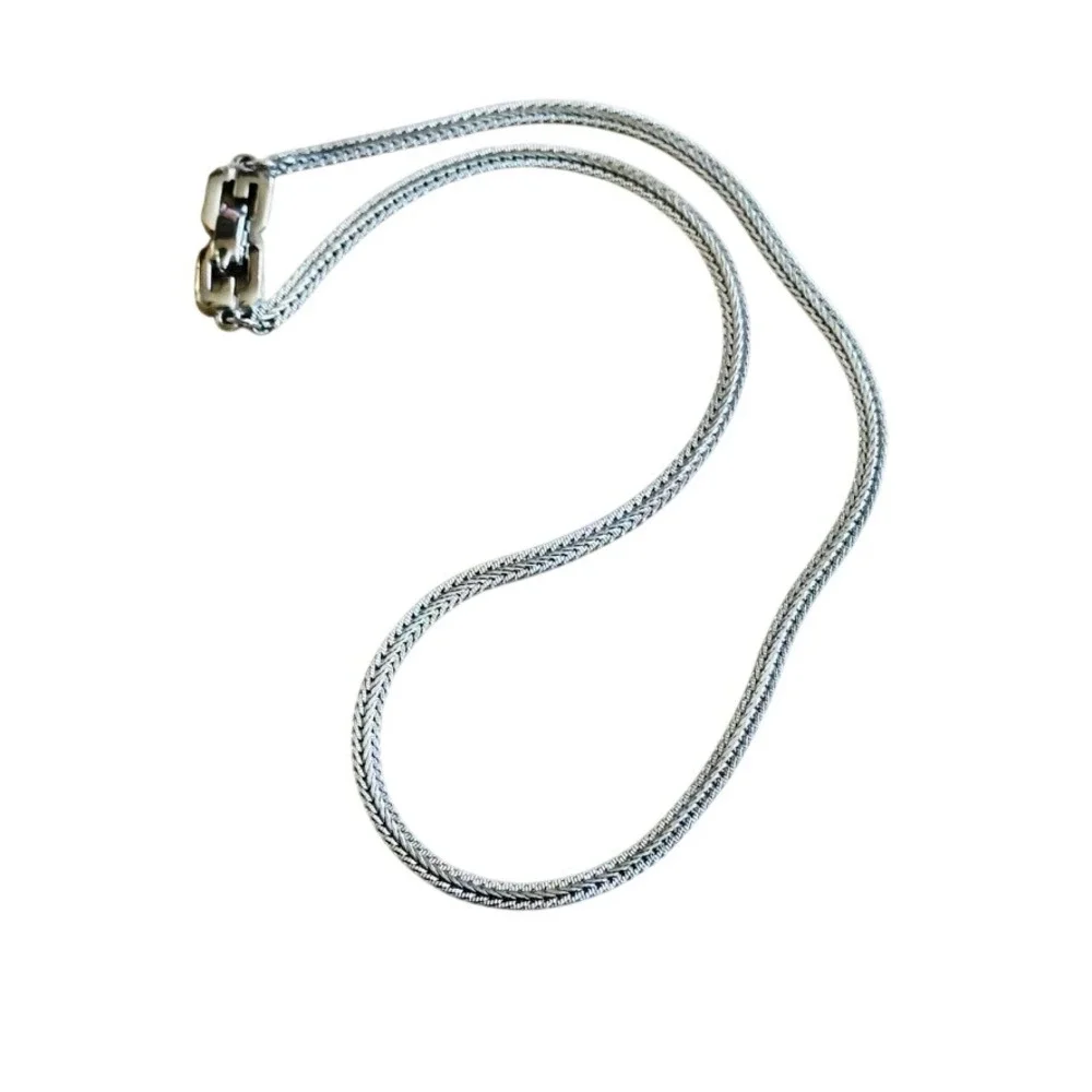 Givenchy Signed Choker Logo Necklace Silver Modernist Chain 18
